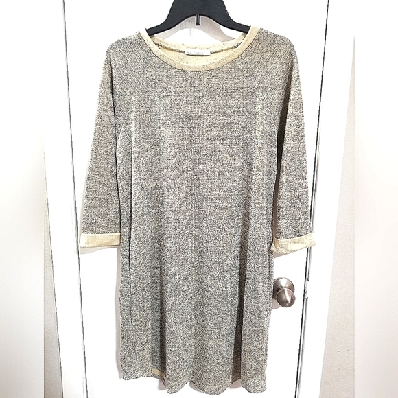 Vevert Dress - Picture 1 of 4